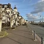 Apartment Labed - Wohnen Direkt An Der Drosselgasse, Stilvolle Mit Rheinblick