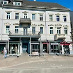 Apartment Labed - Wohnen Direkt An Der Drosselgasse, Stilvolle Mit Rheinblick *