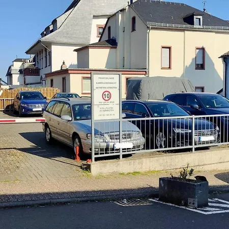 Rhine View By The Drosselgasse! Apartment Ruedesheim am Rhein