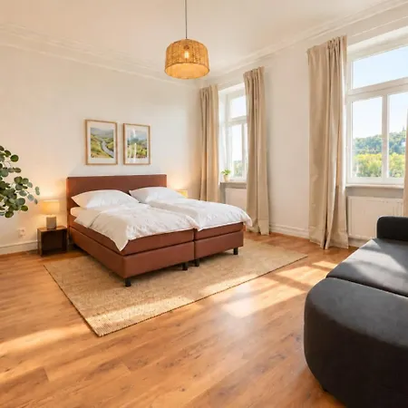 Rhine View By The Drosselgasse! Apartment Ruedesheim am Rhein