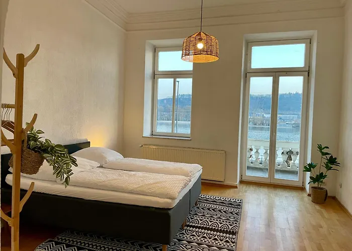 Labed - Wohnen Direkt An Der Drosselgasse, Stilvolle Mit Rheinblick Ruedesheim am Rhein